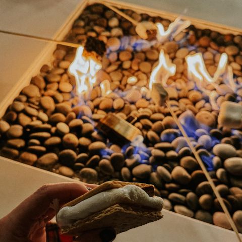 cider, s’mores and neighbors that feel like friends— LOCAL was made for nights like this 🍂

#livelocal