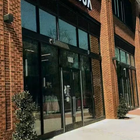 We came, we punched, we conquered🥊😌 So proud of our residents for putting in that WORK today! Thank you @hotboxnashville for the killer class (our arms may never recover) 🔥#livelocal #apartmentsinnashville #kickboxing #residentevent #nashville