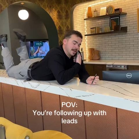 We’ll stop following up when you move in😉🏡 #livelocal #apartmentsinnashville #nashville #midtownnashville #apartmenttherapy